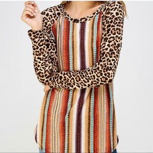Western Style Serape Stripe Leopard Raglan Top Size Small